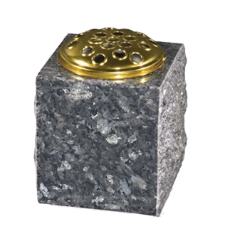 M138 - Rustic Vase