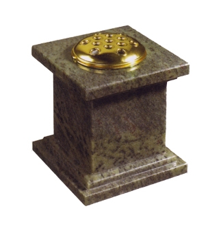 M142 -Pillar Vase